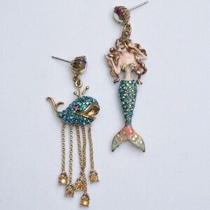 Betsey Johnson Blue Mermaid Whale Crystal Pave Crabby Couture Drop Earrings